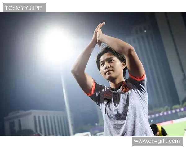 世界杯深夜发文疑似回应转会传闻暗示未来去向引发热议